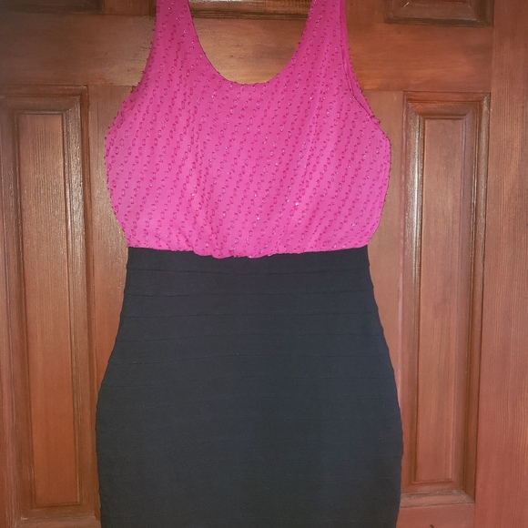 EXPRESS DRESS - Picture 9 of 16